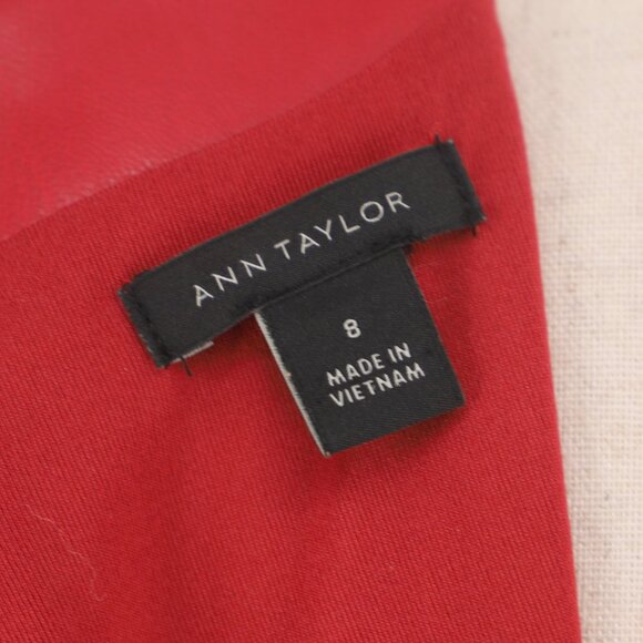 ANN TAYLOR Faux Leather Peplum Dress Split Neck Beaming Blush Red Size 8 - Picture 6 of 8